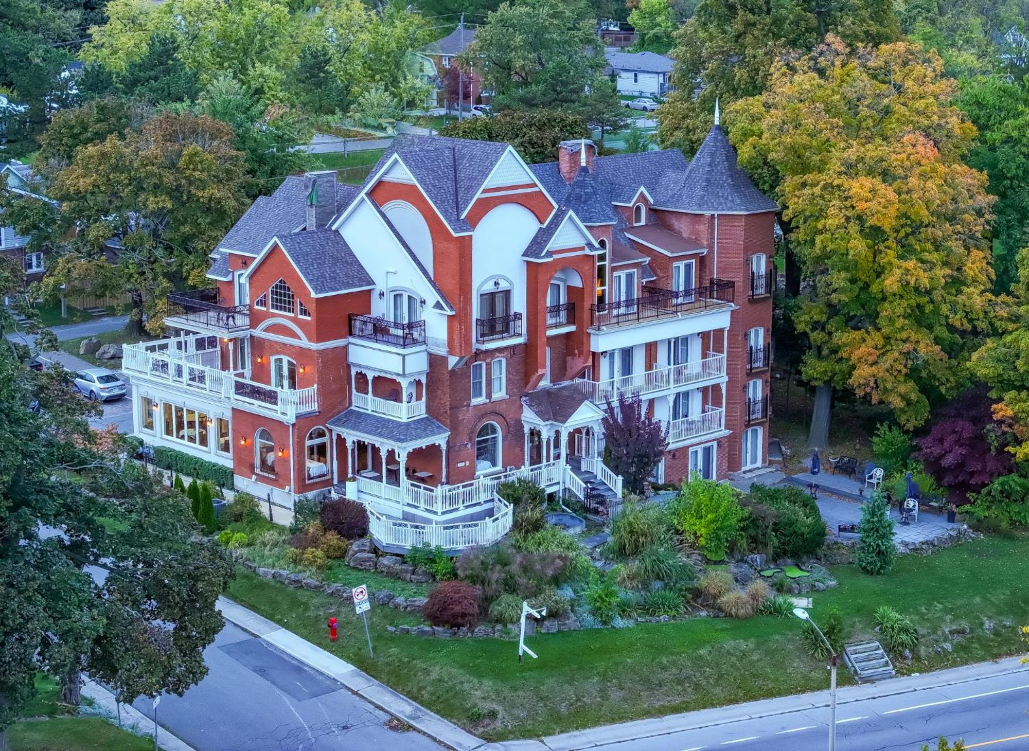 Niagara Grandview Boutique Hotel Exterior photo