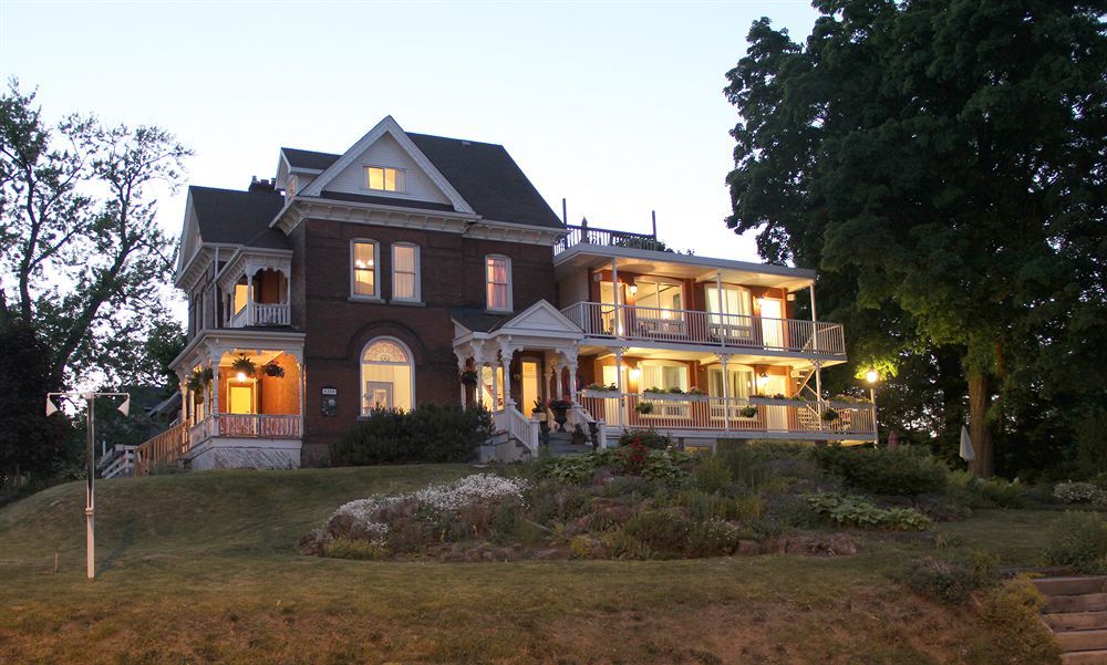 Niagara Grandview Boutique Hotel Exterior photo